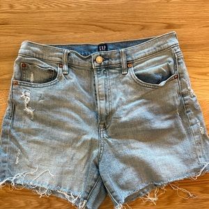 Gap Mid Length Shorts